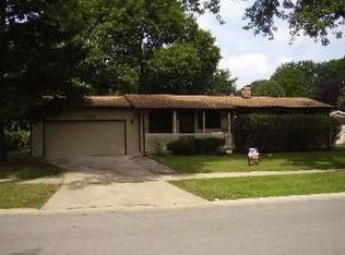1408 N Yale Ave, Arlington Heights, IL 60004