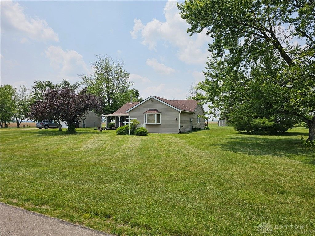 Real estate listing image