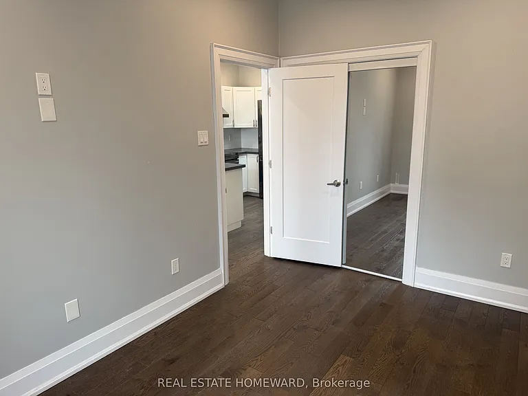 611 Danforth Ave #4 — Photo 12