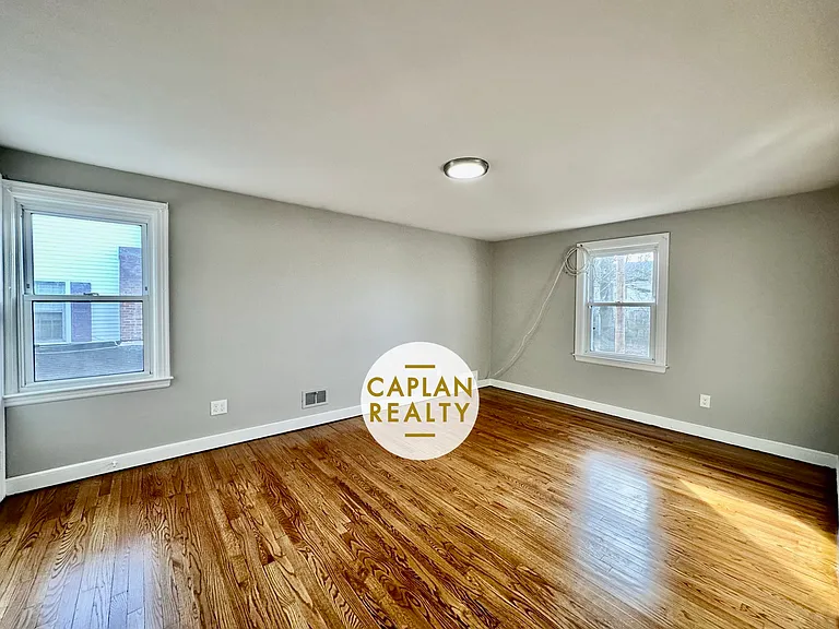 29 Wellington Rd — Photo 16