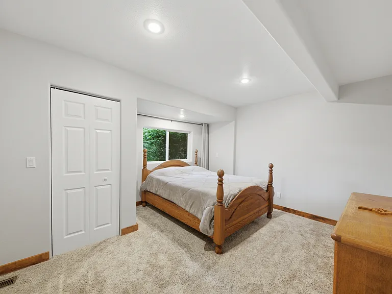 2635 N Meyer Rd — Photo 16