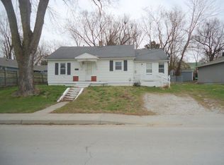 403 Wellington St, Richmond, MO 64085