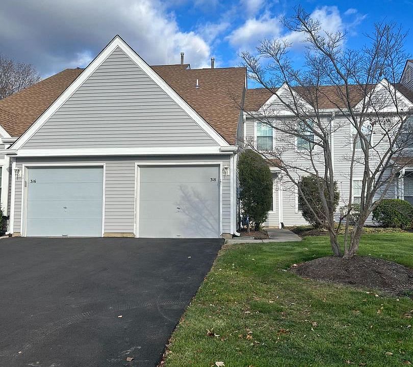 1st image of 318 Birch Hollow Dr