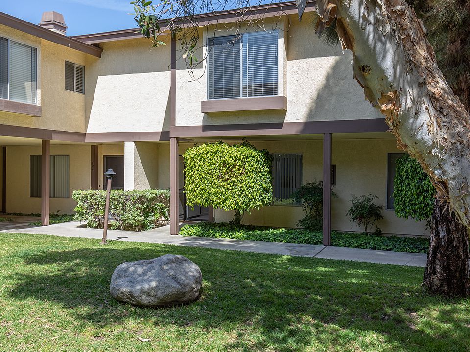 1st image of 366-368 Avocado St #C102