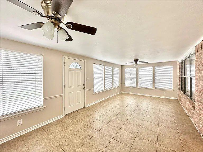 11614 Easterling Dr — Photo 12