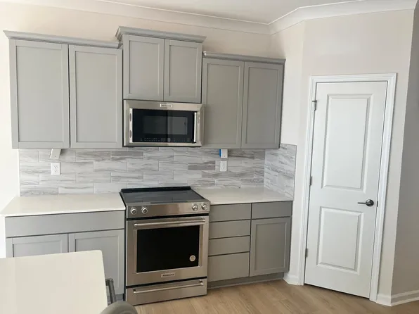 1838 Saint Louis Aly, Concord, NC 28027