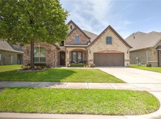 307 Running Bear Ct, Euless, TX 76039