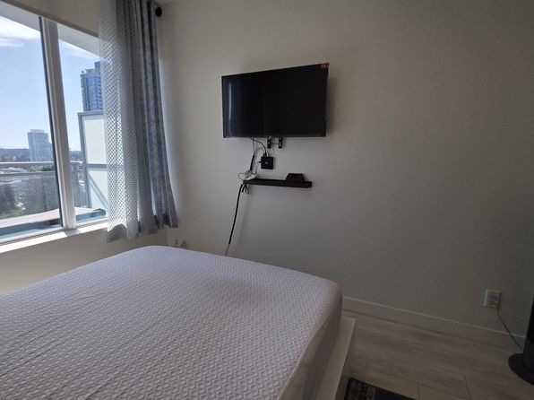 2 bedroom rental in Surrey — photo 26