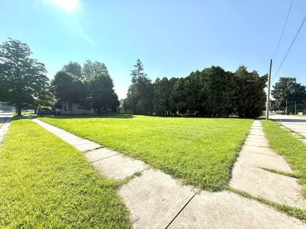 203 Pelton Ave, Coldwater, MI 49036