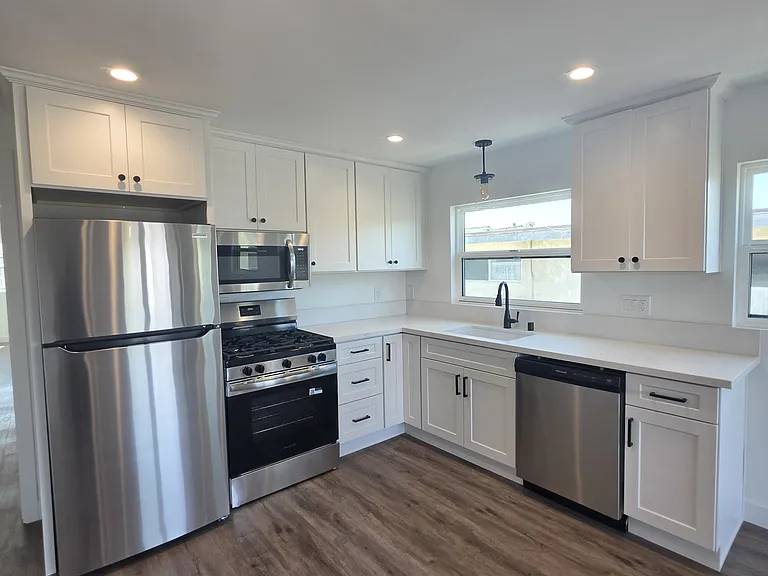 611 Silver Strand Blvd #2 — Photo 7