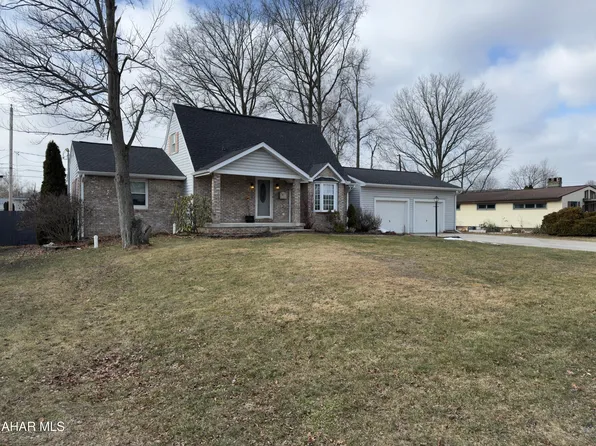 1301 Maple Ave, Hollidaysburg, PA 16648