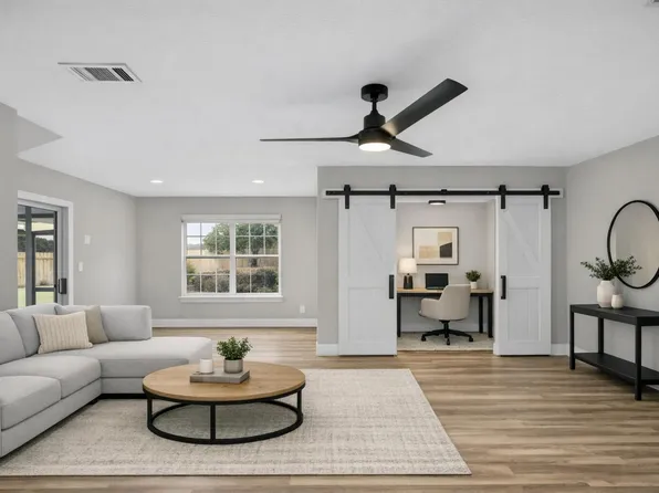 606 Merioneth Dr, Fort Walton Beach, FL 32547