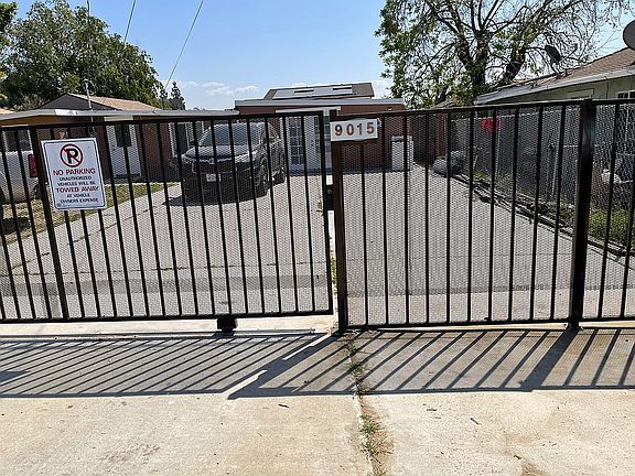 3rd image of 9015 Catawba Ave