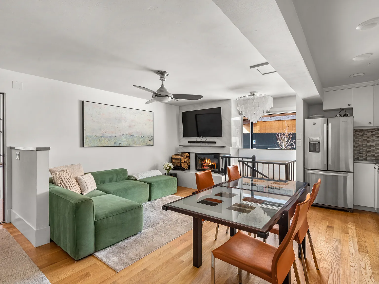 2 bed, 1168 sqft, $15,000 — Photo 1