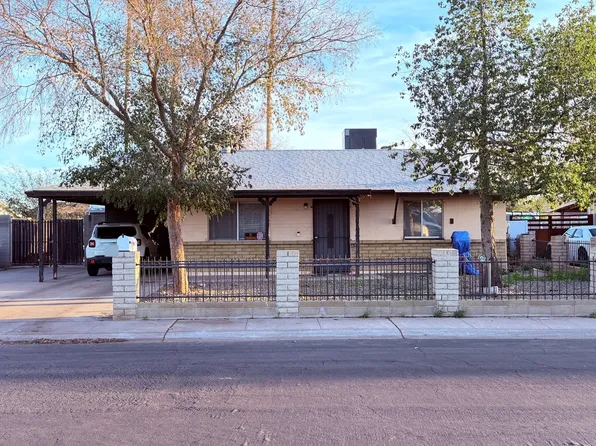 6943 W Solano Dr N, Glendale, AZ 85303