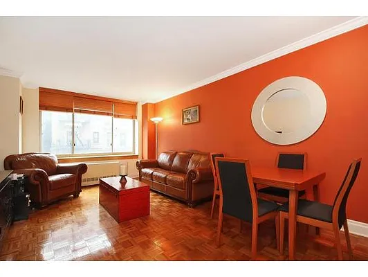 Sold by Remax Real Estate Professionals | media 13