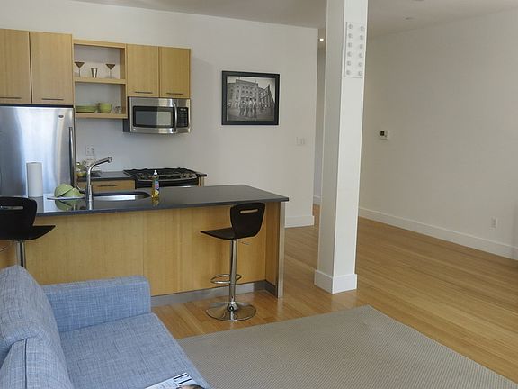 5th image of 177 Concord St APT 1C