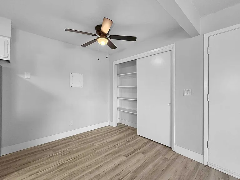 Bexley Urbandale — Photo 17