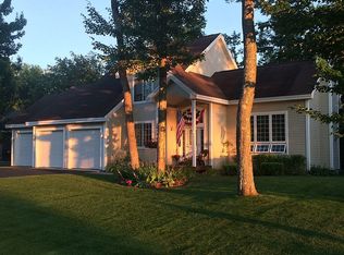 3672 Oxford Dr, Traverse City, MI 49686