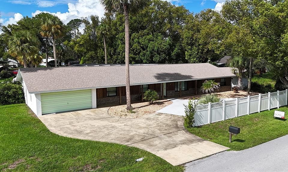 1st image of 11230 SE TIMUCUAN ROAD