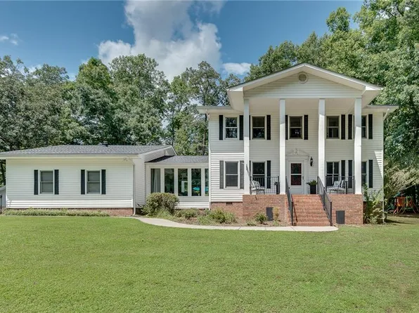 143 Barnard Rd, Cohutta, GA 30710
