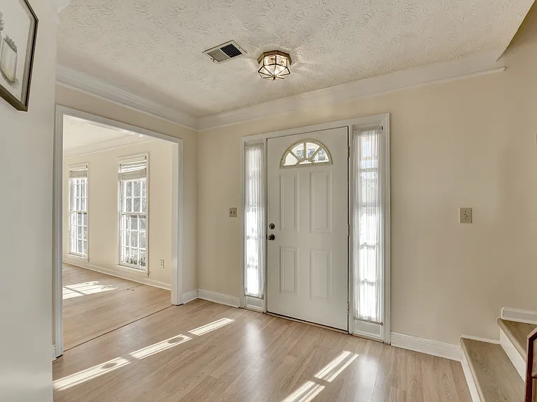 3945 Genoa Ct — Photo 8