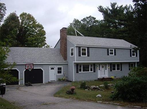 1st image of 12 Heritage Hill Dr
