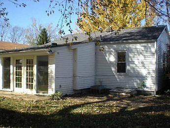 2nd image of 8904 Wilson Ave