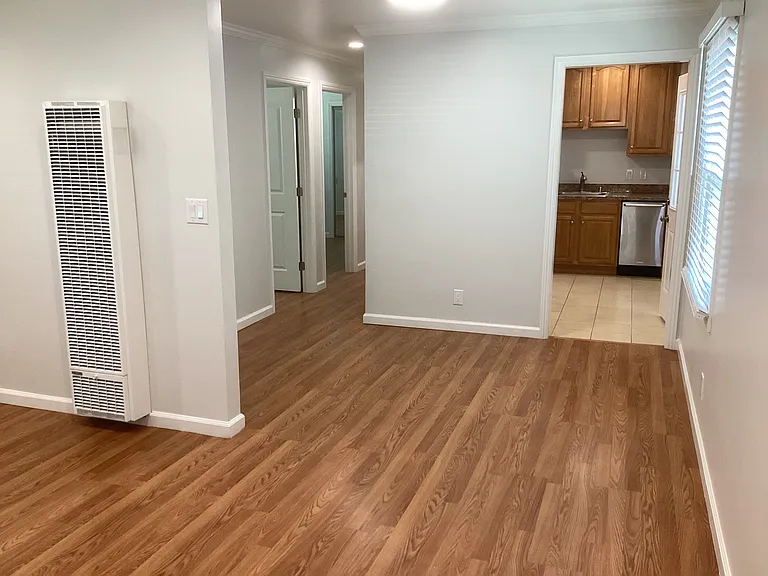 1414 Jasmine St — Photo 6
