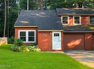 13 Wake Robin Rd, Malta, NY 12020