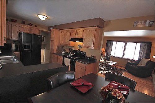 5th image of 3118 64th Ave N
