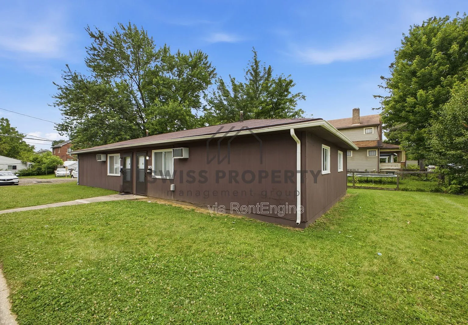 2 bed, 1.0 bath, $1,000 — Photo 1