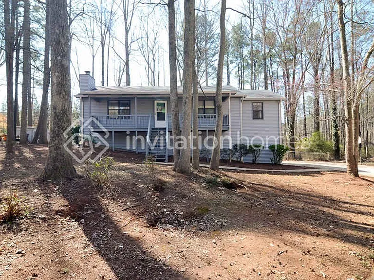 206 Quail Hollow Dr — Photo 1