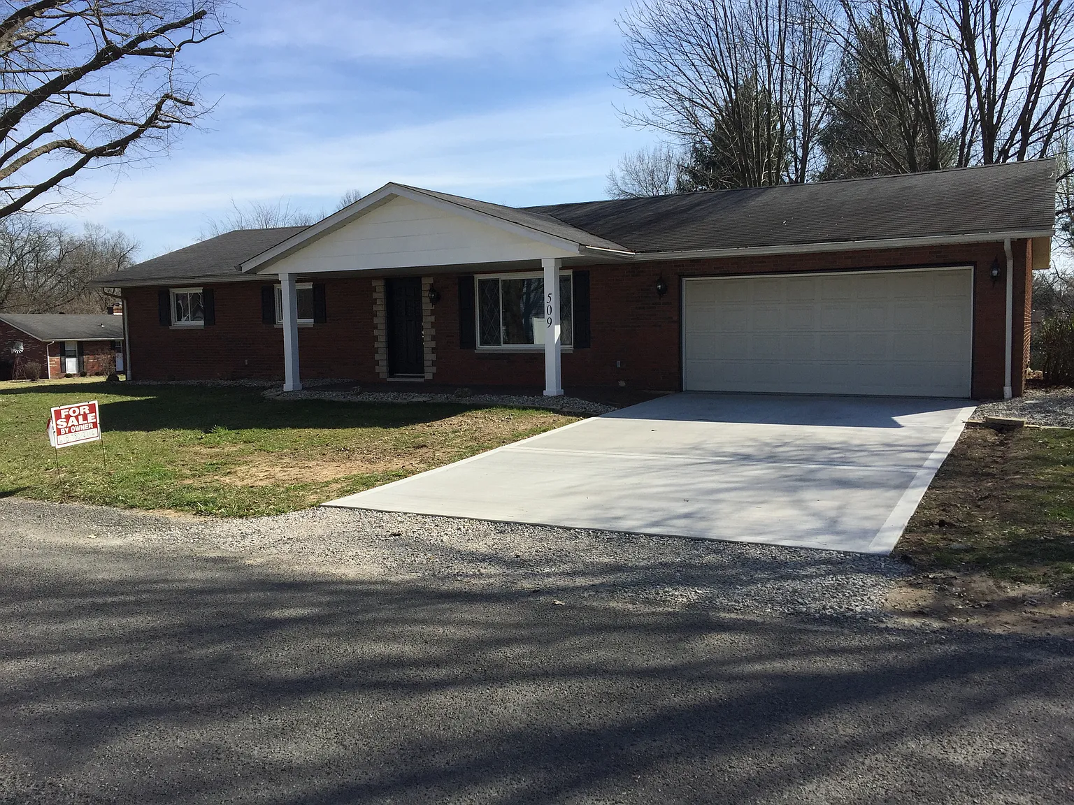 509 E Mary Dr photo 1