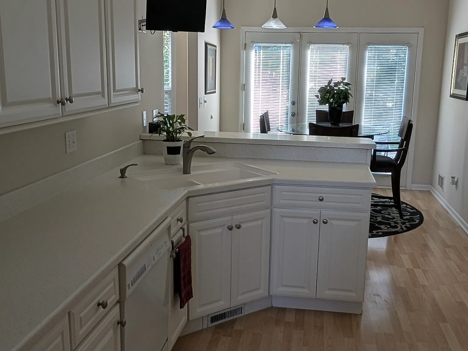 2424 Whispering Meadows Ct SE — Photo 4