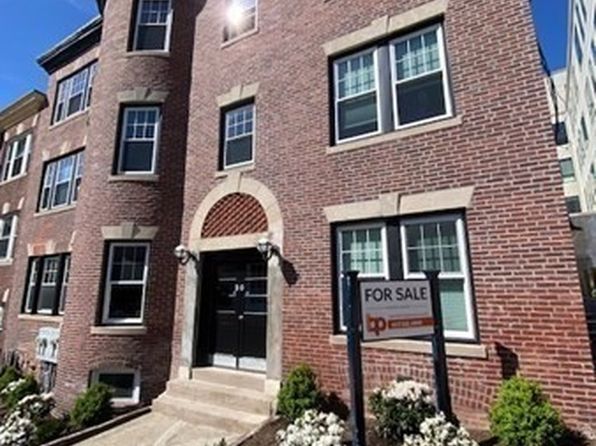 30 Montebello Rd, Jamaica Plain, MA 02130