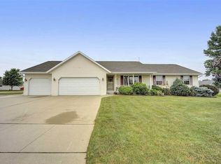 493 W Green Bay St, Pulaski, WI 54162