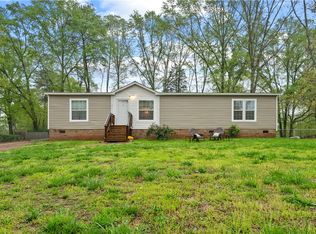 217 Silver Creek Rd, Central, SC 29630