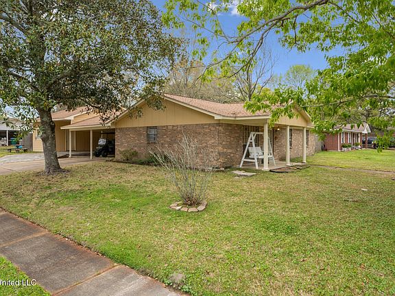 2nd image of 268 McCool St