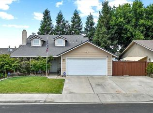 64 Obsidian Dr, Oakdale, CA 95361