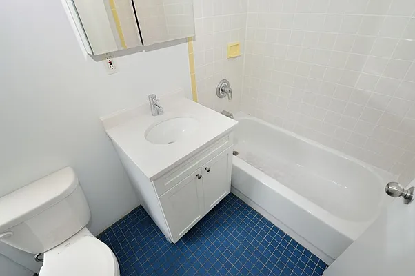 Rented by Aether Property Group | media 18