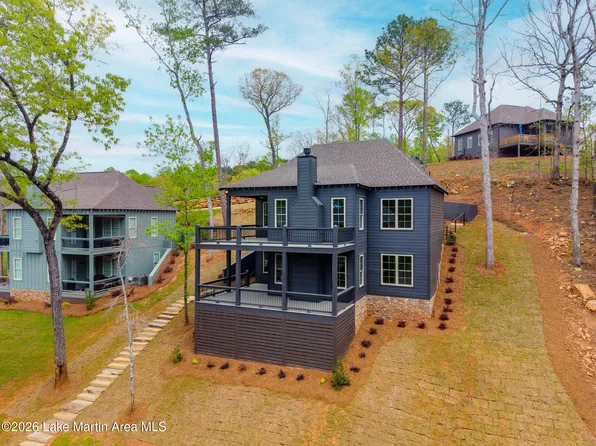 208 Village Trl, Dadeville, AL 36853