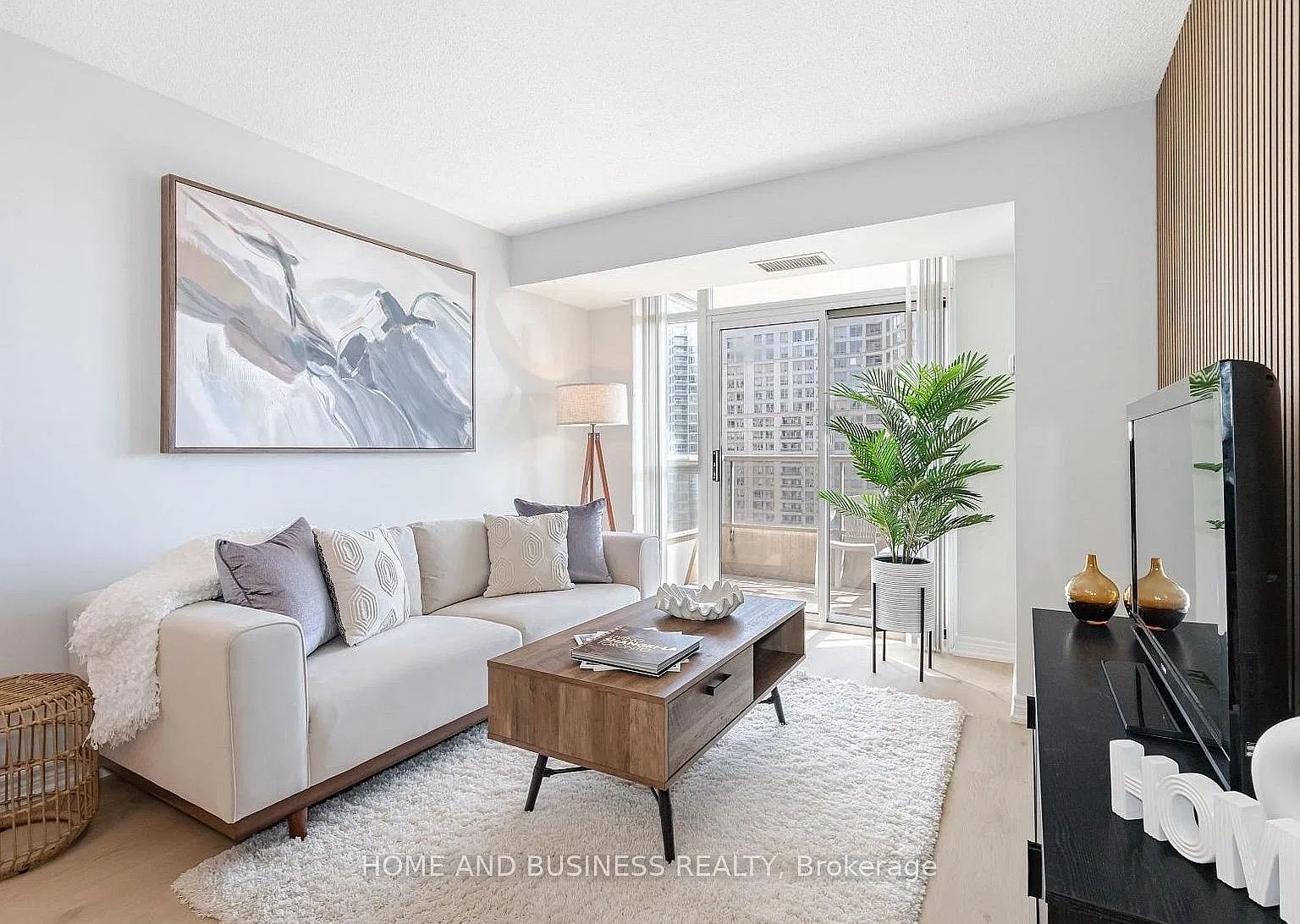 3 bed, $3,500 — Photo 3