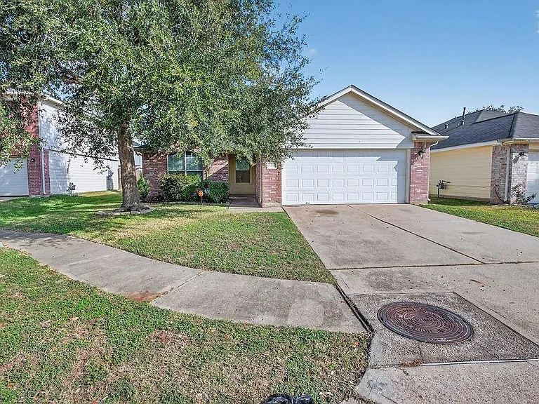 6706 Portlick Dr — Photo 3