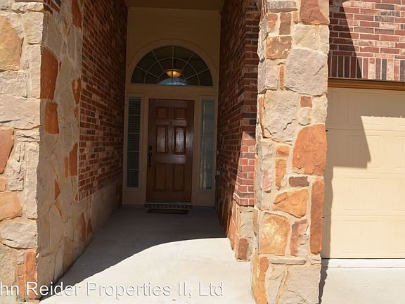 3rd image of 7001 Osbaldo Dr