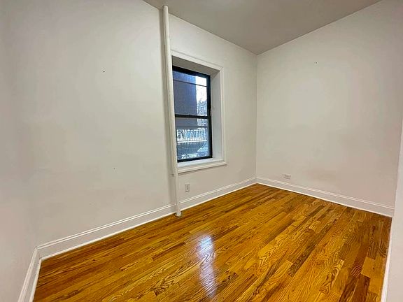 4th image of 89 Crooke Ave APT 1B