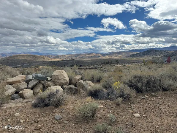 5 Sunrise Trl, Markleeville, CA 96120