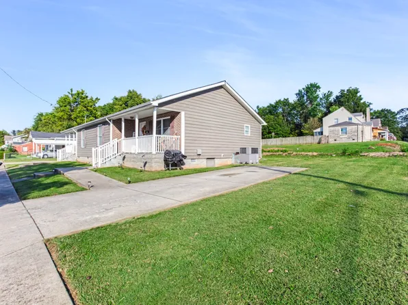1408 Cherry St, Hopkinsville, KY 42240
