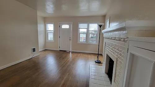 944 Kearney St Photo 1