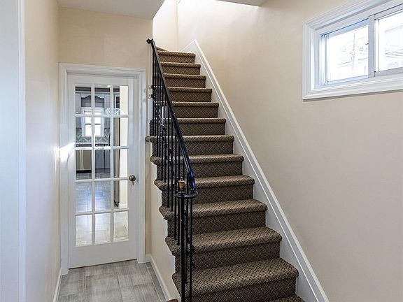 2nd image of 13 Knoll Place